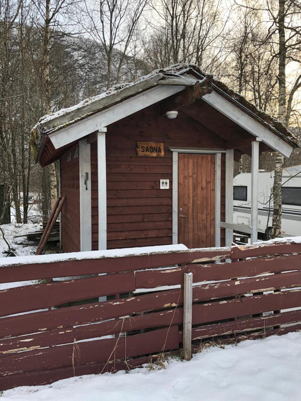 Skysstasjonen Cottages Рёльдаль Экстерьер фото